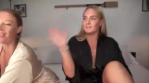 Swedish Candii online show from March 5, 4:45 am