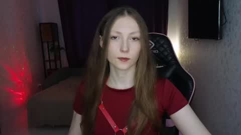 Snapshot of sweeet_lilit chatting on June 6, 6:12 pm SwitLilit online show from June 6, 6:12 pm