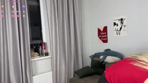 Chloe online show from February 17, 3:51 pm