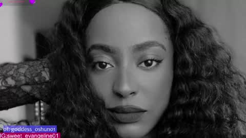 Snapshot of sweer_oshun chatting on May 13, 3:42 pm Evangeline online show from May 13, 3:42 pm