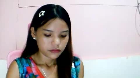 Snapshot of sweet01pinay chatting on June 12, 10:58 am sweet01pinay online show from June 12, 10:58 am