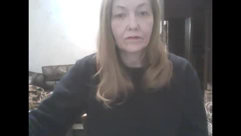 Snapshot of sweet4blonde609 chatting on February 19, 7:04 am sweet4blonde609 online show from February 19, 7:04 am