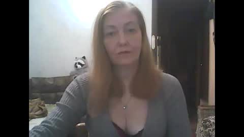 sweet4blonde67 online show from November 7, 11:10 am