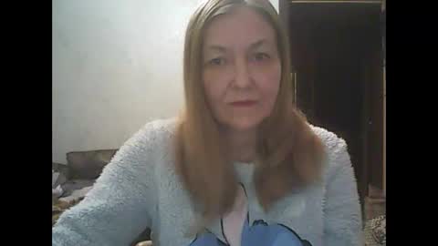 sweet4blonde67 online show from February 18, 5:03 am