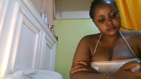 sweet52537 online show from April 14, 7:42 pm