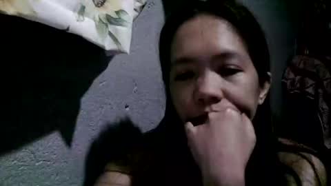 sweet818957 online show from March 3, 6:33 pm