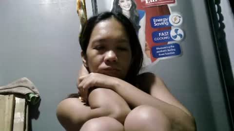 Snapshot of sweet818957 chatting on June 21, 2:19 pm sweet818957 online show from June 21, 2:19 pm