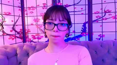 Snapshot of sweet_1angel chatting on October 4, 12:14 pm Sweet 1Angel online show from October 4, 12:14 pm