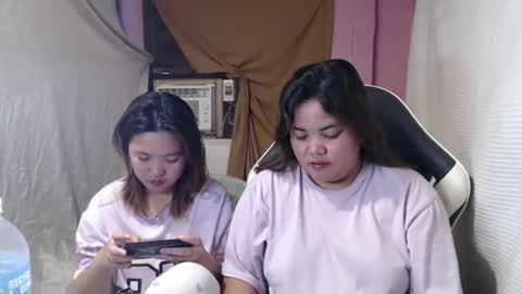 Snapshot of sweet_69ally chatting on September 29, 9:52 pm ally online show from September 29, 9:52 pm