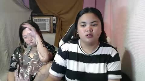 Snapshot of sweet_69ally chatting on October 16, 2:45 am ally online show from October 16, 2:45 am