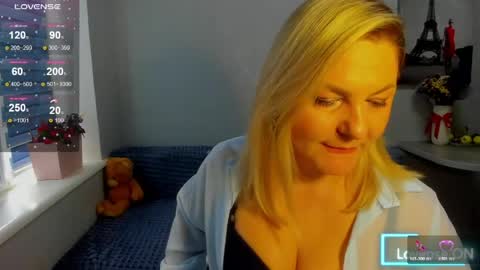 Margaret  online show from April 20, 12:30 pm