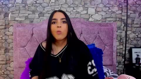 Snapshot of sweet__cherry1 chatting on June 2, 7:16 pm sweet__cherry1 online show from June 2, 7:16 pm