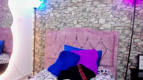 Snapshot of sweet__cherry1 chatting on June 16, 7:05 pm sweet__cherry1 online show from June 16, 7:05 pm