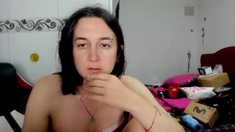 Snapshot of sweet__suck69bitch chatting on July 2, 9:37 am sweet__suck69bitch online show from July 2, 9:37 am