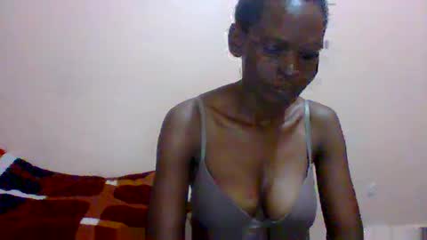 sweet_adora online show from February 17, 5:14 am