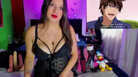 Snapshot of sweet_allison04 chatting on May 21, 12:01 pm sweet_allison04 online show from May 21, 12:01 pm