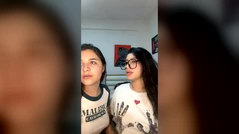 Snapshot of sweet_and_rous chatting on July 6, 4:09 am sweet_and_rous online show from July 6, 4:09 am