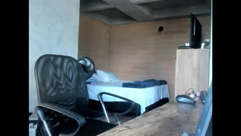 Snapshot of sweet_astra_goddess chatting on September 25, 8:23 pm sweet_astra_goddess online show from September 25, 8:23 pm