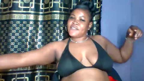 Snapshot of sweet_baby27 chatting on September 14, 4:44 am sweet baby online show from September 14, 4:44 am
