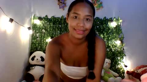 sweet_bigass07 online show from April 15, 5:53 pm