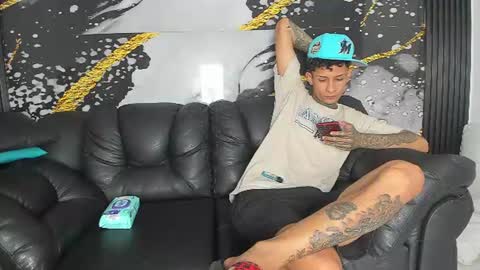 Snapshot of sweet_bunny29 chatting on June 13, 7:45 pm x Angelica Daniels - mod Tio willy online show from June 13, 7:45 pm