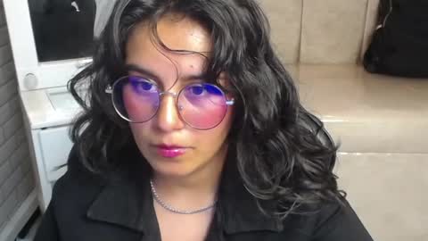 Hi Stream 1430 to 2100pm online show from April 11, 8:02 pm