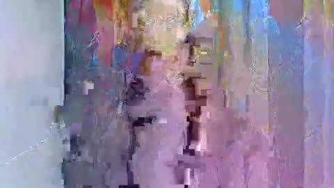 Snapshot of sweet_candice97 chatting on April 6, 9:21 am candy online show from April 6, 9:21 am