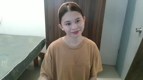 sweet_cassyxx online show from March 18, 1:31 am