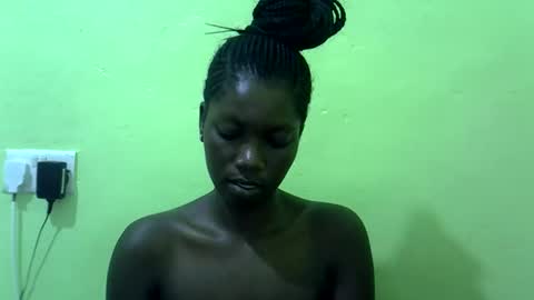 Snapshot of sweet_cherie1 chatting on February 16, 2:02 pm sweet_cherie1 online show from February 16, 2:02 pm