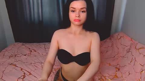 Snapshot of sweet_cherry1808 chatting on September 22, 3:47 pm Sofia online show from September 22, 3:47 pm