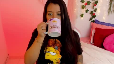 Snapshot of sweet_chloe6 chatting on December 12, 11:47 pm Chloe online show from December 12, 11:47 pm