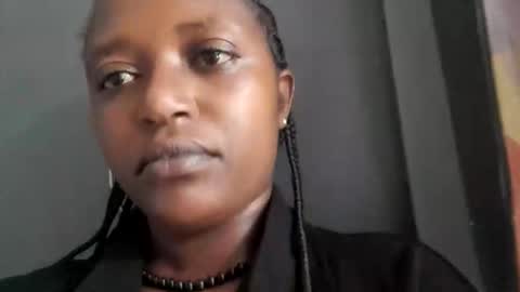 Snapshot of sweet_ebony001 chatting on June 4, 10:32 am sweet_ebony001 online show from June 4, 10:32 am