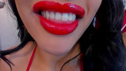 sweet_eliizabeth online show from March 24, 12:10 pm
