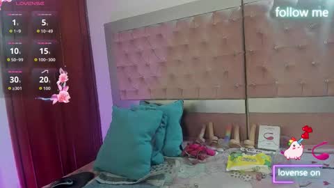  emmili  online show from February 24, 12:25 pm