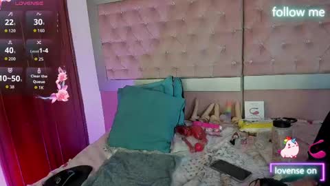  emmili  online show from April 20, 12:19 pm