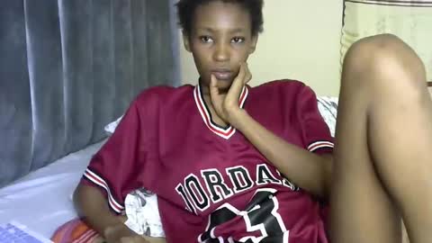 sweet_freaky online show from May 26, 9:33 pm