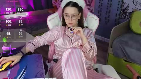 Alice online show from October 20, 2:56 am