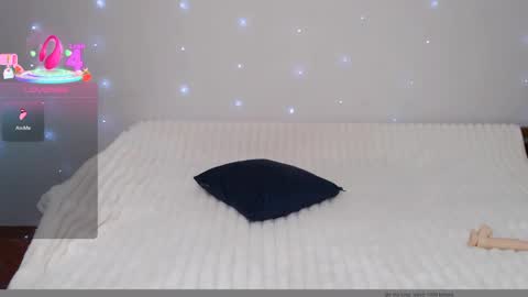 Snapshot of sweet_girl8484 chatting on June 1, 4:47 am sweet_girl8484 online show from June 1, 4:47 am