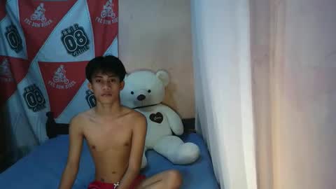 Snapshot of sweet_jassx chatting on April 6, 6:42 pm Sweet jassxxx online show from April 6, 6:42 pm