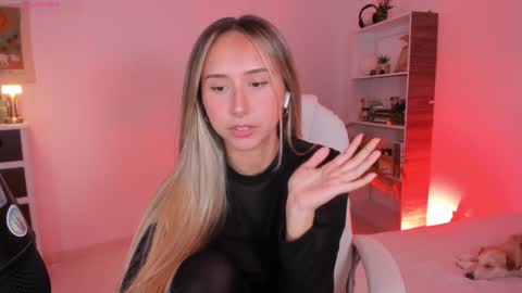 Snapshot of sweet_kalisa chatting on January 24, 3:02 pm Call me Kali  online show from January 24, 3:02 pm