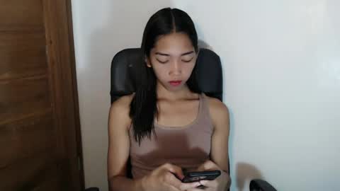 Snapshot of sweet_katelyn chatting on July 24, 6:06 pm KATELYN online show from July 24, 6:06 pm
