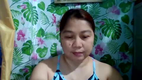 Snapshot of sweet_kayley chatting on December 19, 9:49 pm sweet_kayley online show from December 19, 9:49 pm