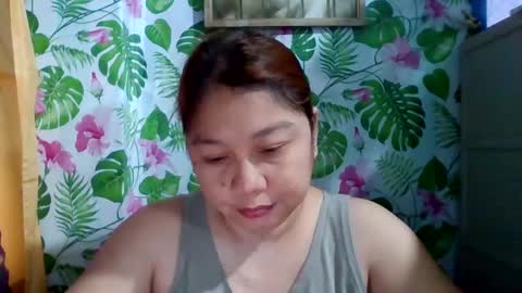 Snapshot of sweet_kayley chatting on December 26, 2:01 am sweet_kayley online show from December 26, 2:01 am