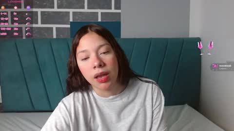 sweet_kitty_05 online show from February 3, 11:21 pm