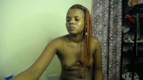 Snapshot of sweet_kush chatting on June 22, 8:39 pm Kush online show from June 22, 8:39 pm