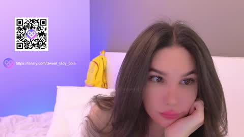 Snapshot of sweet_lady_cola chatting on February 3, 8:35 pm Ko online show from February 3, 8:35 pm