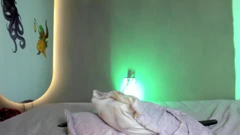 Snapshot of sweet_lia1_ chatting on May 14, 7:20 pm Hi Im Lia Your dreams came true online show from May 14, 7:20 pm