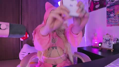 sweet_lilly_sweet online show from February 23, 1:02 am