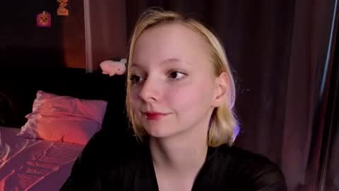 Snapshot of sweet_lynx chatting on July 20, 3:58 pm Lana online show from July 20, 3:58 pm