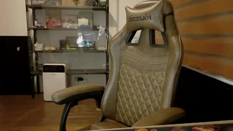 cheeky Bum07 online show from April 14, 1:50 pm